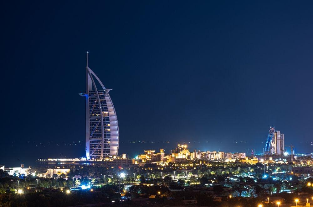 Project-Based Business Setup in the UAE – Free Zone vs Mainland vs Offshore